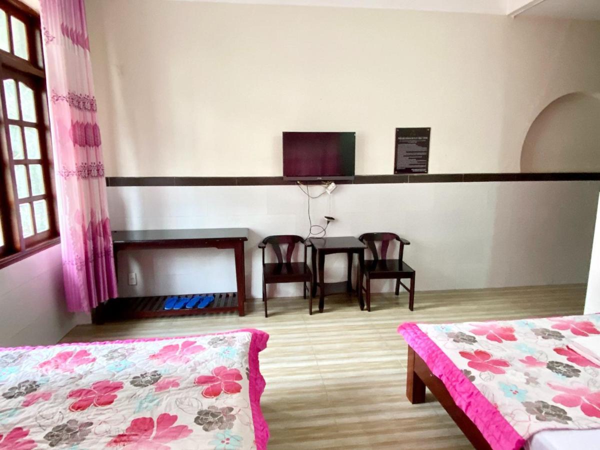 Phuong Huy Hotel Buon Ma Thuot Exterior photo
